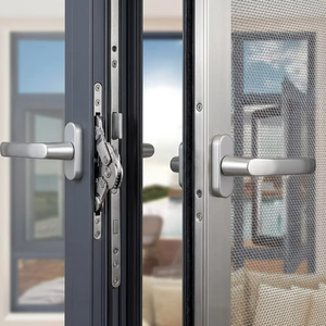 Ventana Abatible de Aluminio con Doble Acristalamiento y Rotura Térmica, de Perfil Delgado y Alta Resistencia a Huracanes, para Proyectos de Villas - Product Image 3