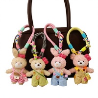 Pendentif en peluche ours et lapin fait main de style coréen personnalisé, breloque de poupée colorée en ficelle fournie par l'usine de Yiwu pour la décoration de sangle de tasse et de sac