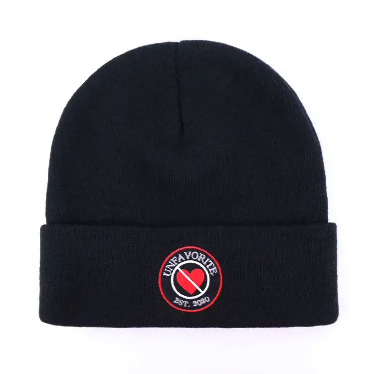 공장 Moq 50 블랙 일반 고품질 사용자 정의 비니 니트 따뜻한 겨울 비니 모자 사용자 정의 로고