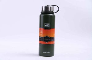Stainless Steel Tumbler With Modern Design and Vacuum Insulation - Product Image 3