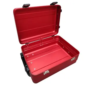2023 Hochwertiger Handgepäck koffer aus Aluminium Pilot gegossener Koffer Hartschalen-Reisegepäck made in China
