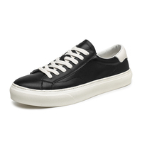 Baskets blanches en cuir véritable pour hommes, tendance automne, style européen, polyvalentes, décontractées, à lacets, chaussures plates pour le quotidien