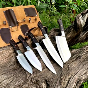Ensemble de couteaux de chef en acier inoxydable de qualité supérieure, 5 pièces, 67 couches, manche en bois, étui en cuir, vente en gros, couteaux de survie Skinner - Product Image 1