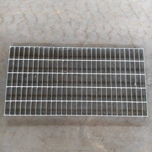 Grilles en acier pour ponts et grilles de pont pour structures extérieures et revêtements de sol marins - Product Image 4