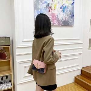 Conjunto de 2 bolsos de mano tipo bandolera, tendencia 2025, gran capacidad, colores contrastantes, diseño versátil y elegante. - Product Image 5