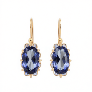 Boucles d'oreilles pendantes pour femme E4627, pierre précieuse bleu foncé, plaqué or, sertissage griffe, forme fleur classique, usage quotidien - Product Image 1