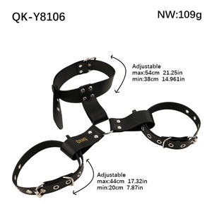 ชุดชั้นในหนังดีไซน์เซ็กซี่ QKKQ สำหรับ BDSM พร้อมสายรัดหน้าอก ที่หนีบหัวนม ปลอกคอ และอุปกรณ์พันธนาการสำหรับคู่รัก ของเล่นทางเพศ - Product Image 6