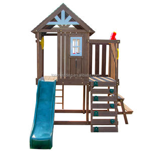 Casa de juegos infantil de madera resistente con tobogán y rocas para escalar, banco de picnic para patio trasero, juegos al aire libre. - Product Image 2