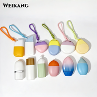 Flacon cosmétique en plastique avec cordon, impression personnalisée, mini-contenant vide pour crème solaire, emballage suspendu pour soins de la peau en extérieur