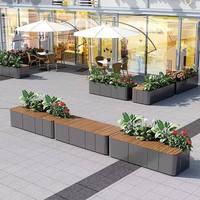 Grandes chaises longues rectangulaires modernes d'extérieur avec jardinières décoratives en métal pour la décoration de centres commerciaux pour l'affichage de pots de fleurs