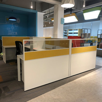 Mobilier de bureau moderne jaune Centre d'appels Cabine de travail 4 6 8 10 personnes Cloison de bureau en verre Poste de travail pour ordinateur de bureau