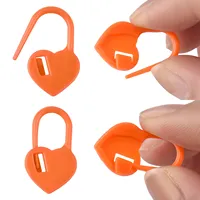 Kit de tricot et de couture portable en plastique de 1000 pièces avec marqueurs de mailles colorés et sac – Design tendance