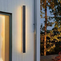 Lampe murale minimaliste en acier inoxydable noir avec abat-jour en acrylique LED, durée de vie de 30 000 heures, pour couloir, jardin, style nordique moderne