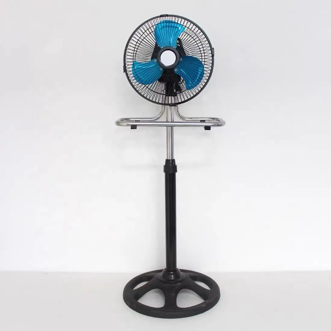 Household Electric 110V Standing Fan 3 In 1 Stand/Desktop/ Wall Mounted Fan 3 Metal Blades Small Stand Fan