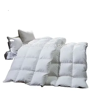 สีขาวขั้นพื้นฐานผ้าคลุมเตียงและผ้านวม