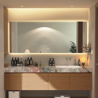 Ensemble de meuble-lavabo intelligent de style hôtelier minimaliste avec vasque monobloc en dalle de roche thermoformée, miroir intelligent et éclairage LED, étanche IPX4