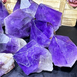 Varitas de amatista con puntos de piedra cruda de amatista de precio más bajo natural para decoración del hogar Fengshui - Product Image 3