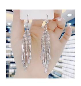 Pendientes Largos de Mujer con Borla y Forma de Mariposa, Chapados en Oro de 18K, con Cristales de Estrás, Estilo Verano 2025, Lujo Ligero, Tendencia en Internet - Product Image 6