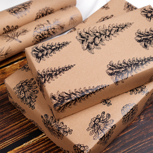 Vente en gros de papier d'art jetable 80g imprimé double face Noël personnalisé 43cm X 10m rouleau de papier d'emballage pour emballage cadeau - Product Image 4