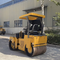 Rouleau compresseur vibrant à double tambour YD360H de 3 tonnes avec garantie d'un an et assistance après-vente directe usine