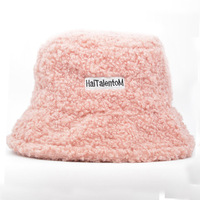 Chapeau Bob en Polaire Berbère Longue Personnalisé, Matière Peluche avec Logo Brodé, Multicolore, Prêt à Expédier – Chapeau Seau Tendance