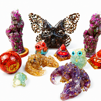 Figurines d'animaux en cristal de résine faites à la main, en copeaux de cristal naturel personnalisés, pyramides et sphères d'orgonite, cadeaux de décoration pour la maison, vente en gros
