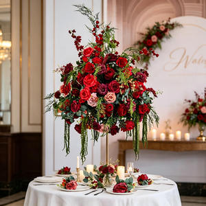 Centro de Mesa de Boda de Lujo con Bola de Flores Artificiales de Rosas Rojas de 60 cm, con Follaje y Velas, Decoración de Mesa - Product Image 1