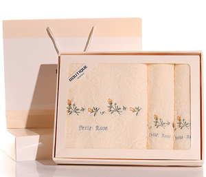 Cesto Regalo per <span class=keywords><strong>10</strong></span>° Compleanno Ragazze - Lussuoso e Squisito Set Regalo con Stampa Digitale, Unico e Carino per Figlia, Migliore Amica, Nipote - Product Image 4