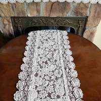 Chemin de table en dentelle brodée végétale 100% polyester pour les mariages