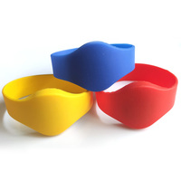 Bracelet en silicone NFC étanche populaire et raffiné, 13,56 MHz, puce RFID NTAG215, code QR écologique, paiement de membre, hôtel