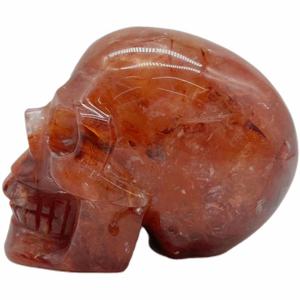 Crânes <span class=keywords><strong>de</strong></span> quartz <span class=keywords><strong>de</strong></span> <span class=keywords><strong>feu</strong></span> sculpté à la main <span class=keywords><strong>en</strong></span> cristal naturel pour la guérison. - Product Image 2