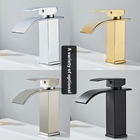 Lavabo à cascade chaude et froide avec table de toilette à poignée unique dans un style moderne