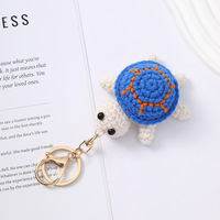 Porte-clés tortue miniature en peluche tricotée Kawaii avec fermoir mousqueton, porte-clés au crochet Amigurumi fait main, pendentif de sac en forme d'animal marin