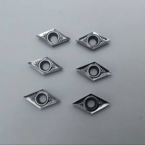 Fourniture d'usine Durable 55 ° CNC <span class=keywords><strong>Tour</strong></span> en carbure de tungstène Insert de tournage DCGT11T308 non revêtu pour le traitement de finition en aluminium - Product Image 1