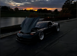 Compatible avec le capot moteur de la Chevrolet <span class=keywords><strong>Corvette</strong></span> <span class=keywords><strong>C5</strong></span> Style C2005. Capot moteur en fibre de carbone de haute qualité. Accessoires automobiles. - Product Image 3