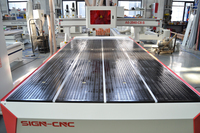 Routeur CNC de haute précision 9KW ATC ISO30 ER32 avec broche Syntec 60WE et table à vide pour le travail du bois