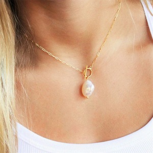 Collier en acier inoxydable perlé pas cher R.GEM. Chaîne à maillons personnalisée tendance avec boucle OT, perles baroques naturelles d'eau douce, vente en gros, cadeau - Product Image 1