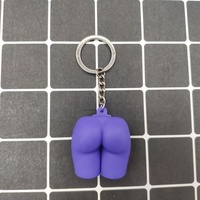 Vente en gros personnalisée de matériaux en PVC de haute qualité pour porte-clés fesses parodie