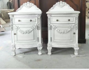 Ensemble de chambre à coucher classique en bois massif sculpté de style antique ivoire, style romantique français victorien, chambre à coucher pour fille, taille Queen, gris - Product Image 2