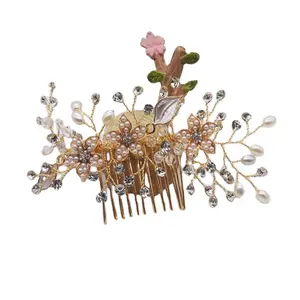 Pettine fatto a mano all'ingrosso dei capelli di cerimonia nuziale del cristallo di rocca della perla dell'avorio del fiore