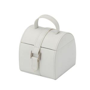 Portagioie <span class=keywords><strong>in</strong></span> Pelle PU, Scatola Portatile per Anelli, Orecchini, Collane e Orologi, Design con Chiusura Nascosta - Product Image 6