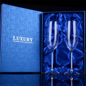 Flûtes à <span class=keywords><strong>Champagne</strong></span> en Verre <span class=keywords><strong>de</strong></span> Mariage en Cristal 250ml Personnalisé - Product Image 2