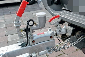 Kit d'assemblage de coupleur de remorque de bateau hydraulique avec frein mécanique - Product Image 6