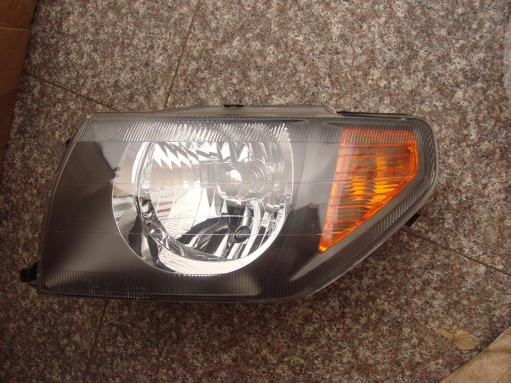 Auto BLACK Headlamp for Mitsubishi Pajero Mini 2002-2003 - OEM