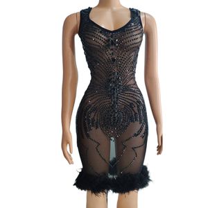 Vestido de noche corto sin mangas para mujer, Sexy, transparente, con piedras de malla, cristales, <span class=keywords><strong>plumas</strong></span>, ajustado - Product Image 3