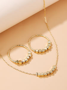 Kinnear Colorfast Dubai <span class=keywords><strong>18</strong></span> carats <span class=keywords><strong>or</strong></span> filles ensemble de <span class=keywords><strong>bijoux</strong></span> fantaisie dames africaines cube d'<span class=keywords><strong>or</strong></span> balancent grandes boucles d'oreilles en perles collier - Product Image 4