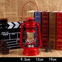 Lampe à kérosène rétro de Style ancien Portable Camping en plein air lanterne en métal décoration créative de la maison