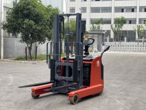 รถยกพาเลทใหม่เอี่ยม 1 ตัน 1.2 ตัน 1.5 ตัน พร้อมความสูงยก 3.5 ม. 4 ม. สำหรับขาย - Product Image 2