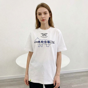 เสื้อยืดคอตตอนสีขาวดำ Fly Fit International แขนสั้น คอกลม พิมพ์ลายโลโก้ด้านหน้า สไตล์ลำลอง ทรงโอเวอร์ไซส์ สำหรับผู้ชาย เป็นมิตรต่อสิ่งแวดล้อม - Product Image 3