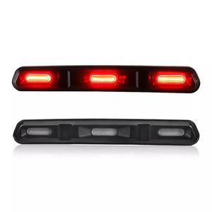 Tercera luz de freno LED ahumada para <span class=keywords><strong>Ford</strong></span> <span class=keywords><strong>Bronco</strong></span> 2021 2022 2023 Montaje alto Tercera luz de freno Parada trasera Luces de estacionamiento de marcha atrás - Product Image 1